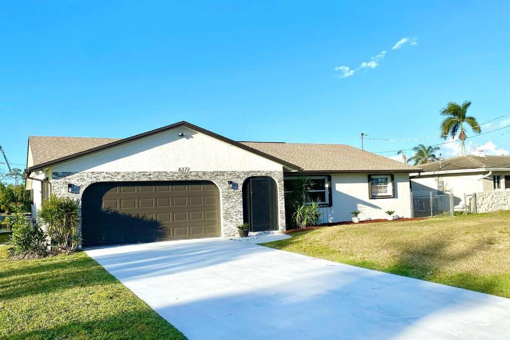 Waterfront Gulf Gateway: Pool/Dock/Grill/Gameroom Fort Myers Eksteriør bilde